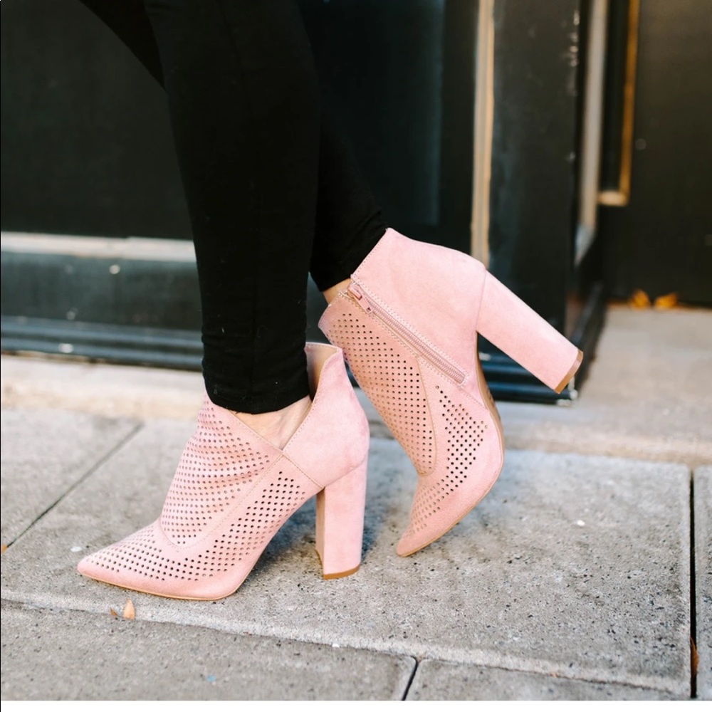 DESERT ROSE MESH BOOTIE